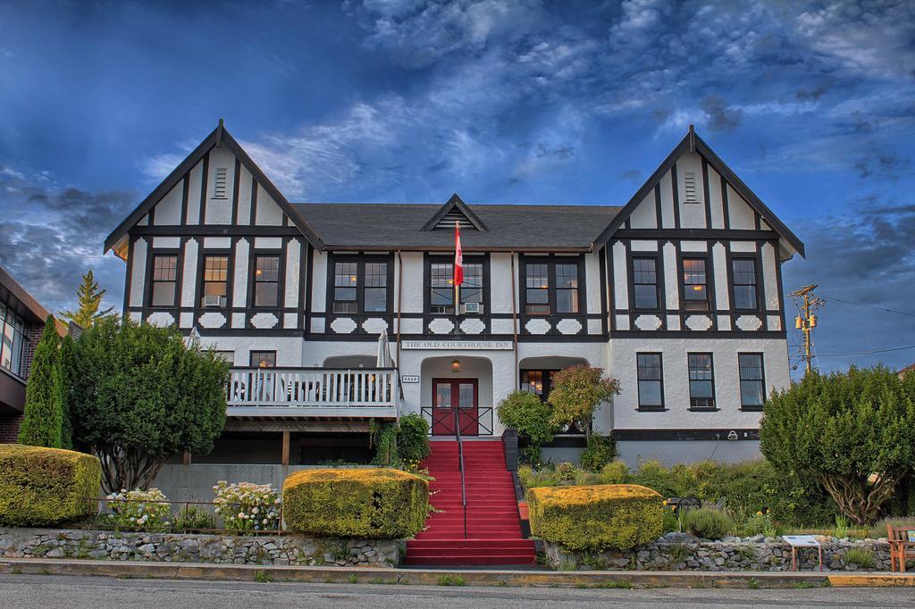 The Old Courthouse Inn Powell River Buitenkant foto